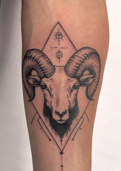 Tattoo door Nadia — Tabby Tattoo